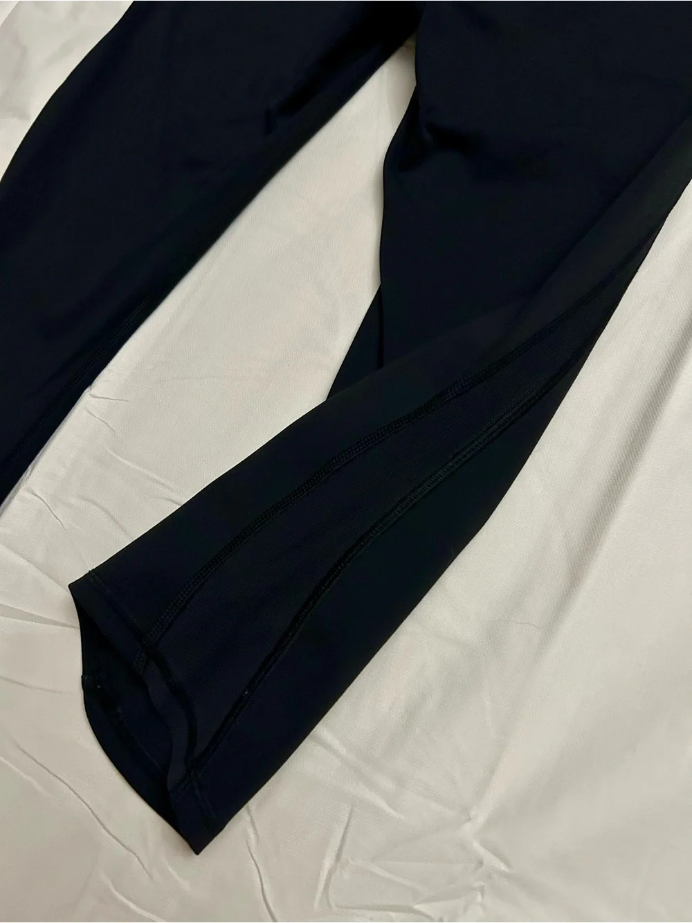 Lululemon Black Athletic Capri Leggings Size 0